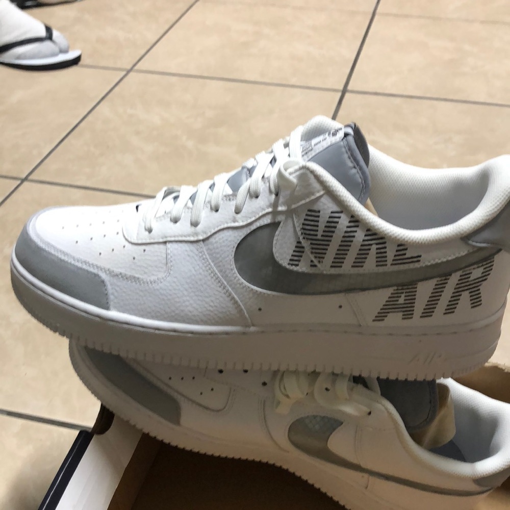 Nike Air Force 1 07’